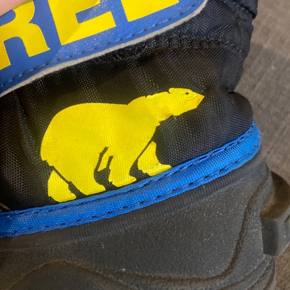 Toddler size 6 Sorel winter boots - Picture 4 of 8